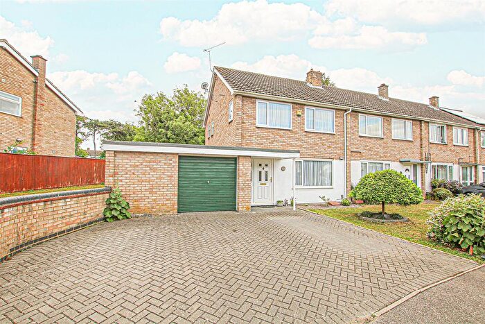 3 Bedroom Semi Detached House For Sale In Orchard Way, Burwell, Cambridge, CB25
