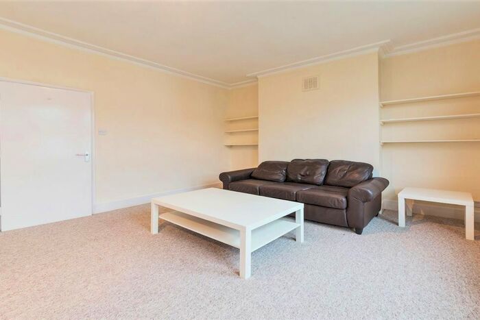 1 Bedroom Flat To Rent In Woodchurch Road, London, NW6
