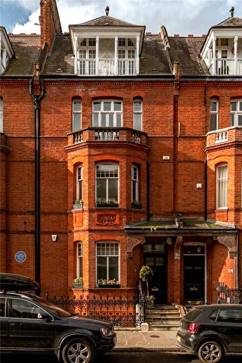 5 Bedroom Detached House To Rent In Tite Street, Chelsea, SW3