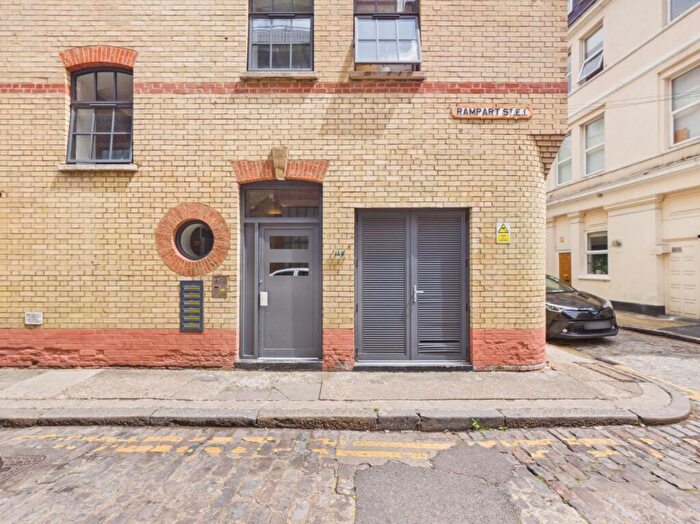 2 Bedroom Apartment For Sale In Rampart Street, London, Greater London, E1