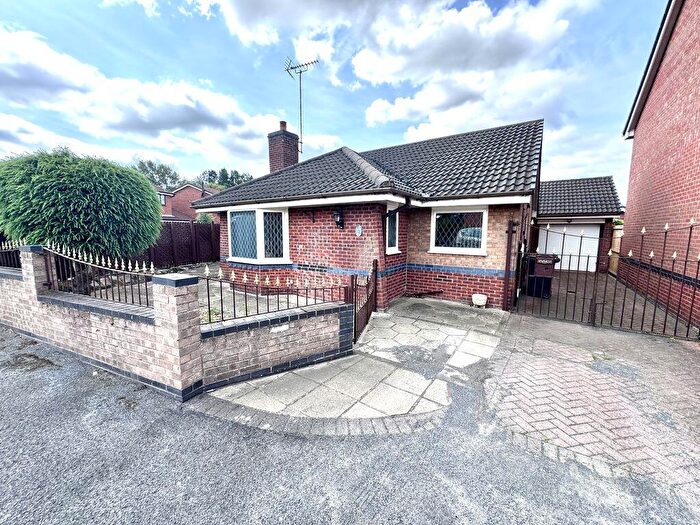 2 Bedroom Bungalow For Sale In Launceston Drive, Nuneaton, CV11