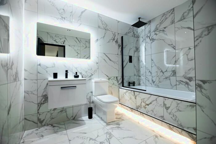 2 Bedroom Flat To Rent In Chalon Way West, St Helens, WA10