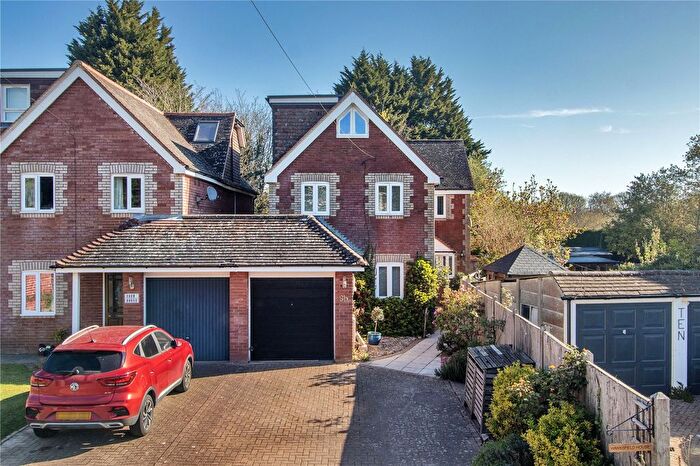 6 Bedroom Link Detached House For Sale In Benhall Mill Road, Tunbridge Wells, Kent, TN2