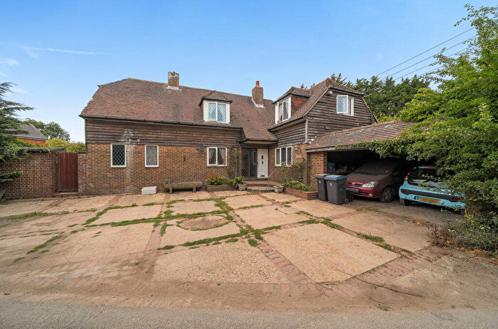 4 Bedroom Farm House For Sale In Ewell Minnis, Dover, CT15