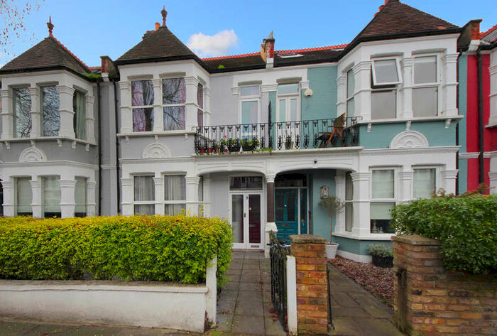 4 Bedroom Terraced House To Rent In Second Avenue, W3