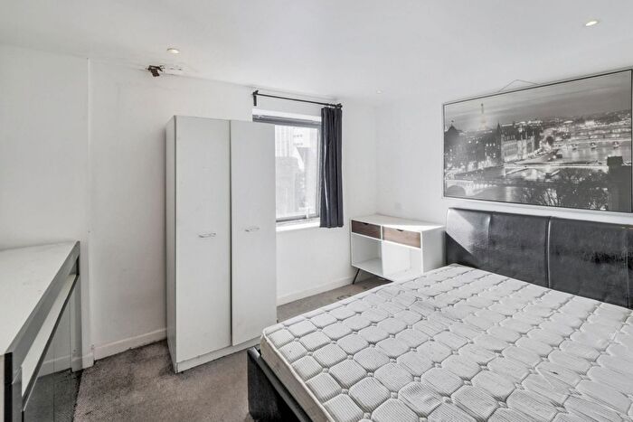 2 Bedroom Flat For Sale In Shakespeare Street, Nottingham, NG1