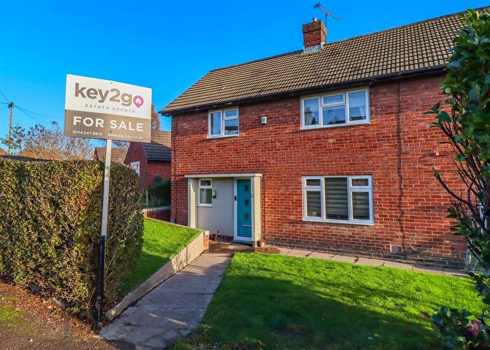 3 Bedroom Semi-detached House For Sale In Beech Crescent, Eckington, Sheffield, S21