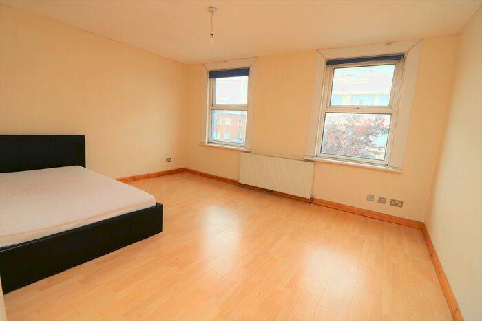2 Bedroom Flat To Rent In Seven Sisters Road, London, N7