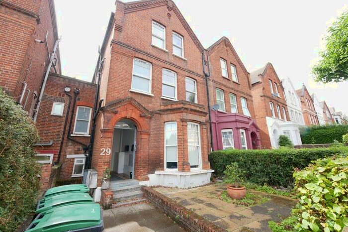 Studio To Rent In Ferme Park Road, Finsbury Park, N4