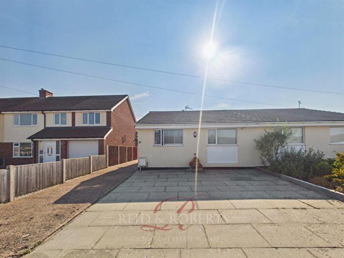 2 Bedroom Semi-Detached Bungalow For Sale In Hillside Crescent, Mold, CH7