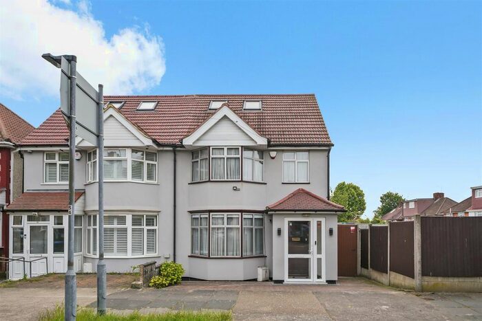 4 Bedroom Semi-Detached House To Rent In Victoria Avenue, Wembley, HA9