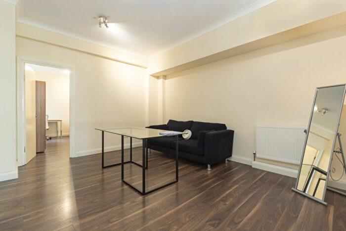 2 Bedroom Apartment To Rent In Euston Road London, NW1