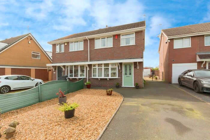3 Bedroom Semi-Detached House For Sale In Minerva Close, Knypersley, Stoke-on-Trent, Staffordshire, ST8