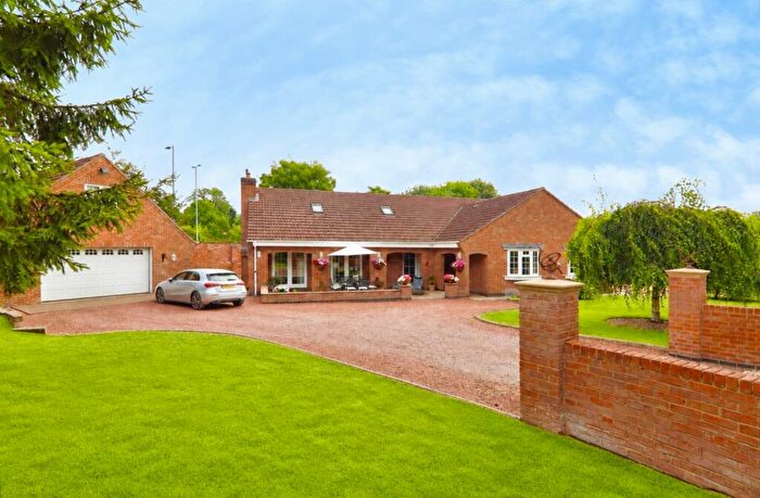 5 Bedroom Detached House For Sale In Gibson Lane South, Melton, North Ferriby, East Riding Of Yorkshire, HU14