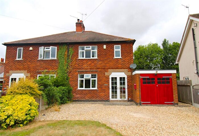 3 Bedroom Semi-Detached House To Rent In Staythorpe Road, Averham, Newark, Nottinghamshire, NG23
