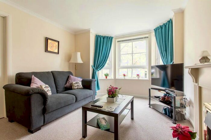 2 Bedroom Flat To Rent In ML - Dicksonfield, Edinburgh, United Kingdom, Edinburgh EH7