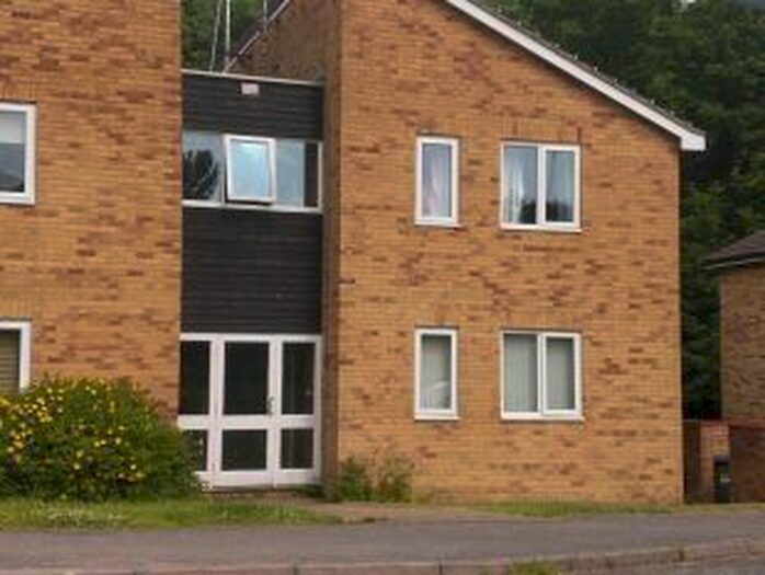 1 Bedroom Studio To Rent In Estcots Drive, East Grinstead, West Sussex, RH19