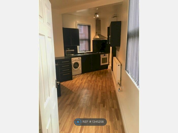 Studio To Rent In Mitford Place, Leeds, LS12