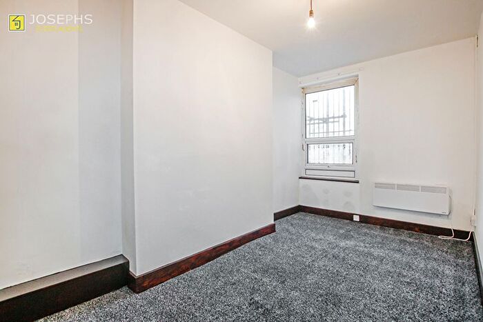 1 Bedroom Flat To Rent In Bromwich Street, Bolton, BL2