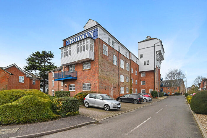2 Bedroom Apartment For Sale In Colchester Road, West Bergholt, Colchester, CO6