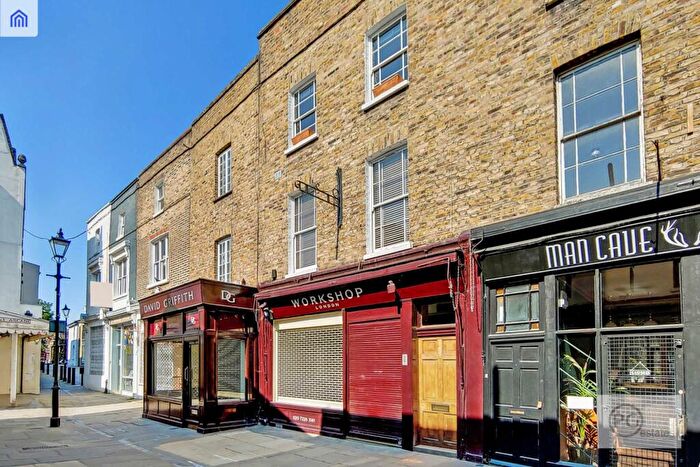 2 Bedroom Flat To Rent In Camden Passage, Angel, N1