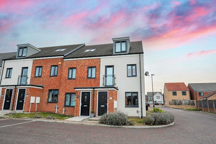 3 Bedroom End Of Terrace House To Rent In Benton Rise, Wallsend, NE28
