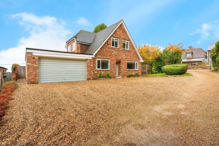 4 Bedroom Detached House For Sale In Wendover Road, Butlers Cross, Aylesbury, HP17