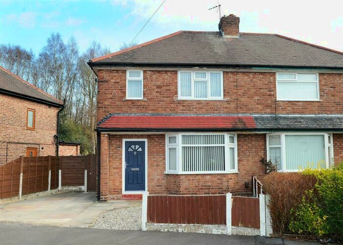 3 Bedroom Semi-Detached House To Rent In Chestnut Avenue, Cadishead, M44