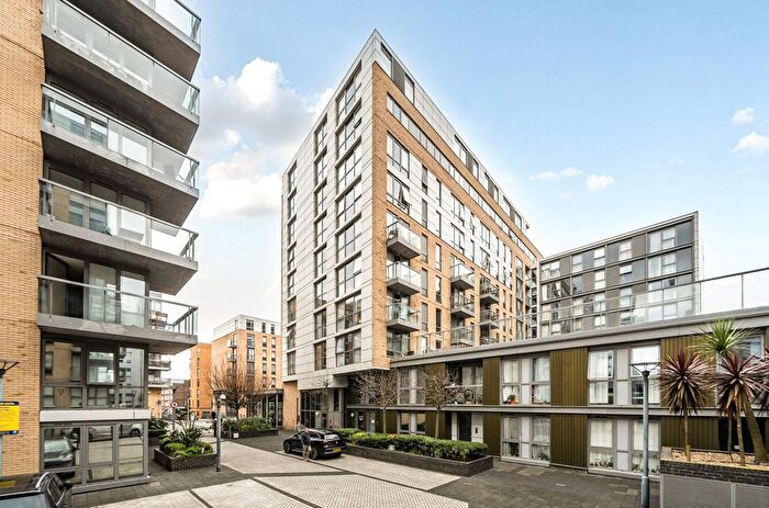 1 Bedroom Flat For Sale In Dowells Street, London, SE10