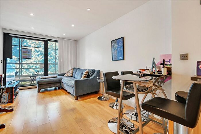 1 Bedroom Flat To Rent In Pollard Row Apartments, Florida Street, E2
