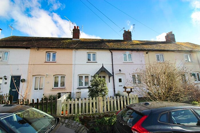 2 Bedroom Terraced House For Sale In Station Road, Borough Green, TN15