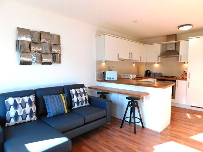 2 Bedroom Flat To Rent In Hammerman Drive, Hilton, Aberdeen, AB24