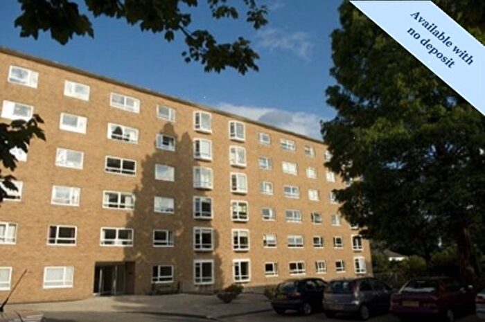 2 Bedroom Flat To Rent In Harford Court, Sketty Green, Swansea., SA2
