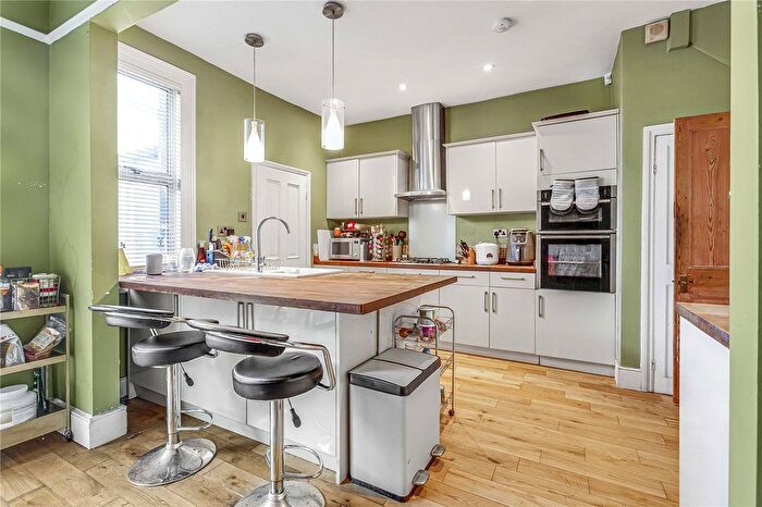 3 Bedroom Terraced House To Rent In Pretoria Road, London, SW16