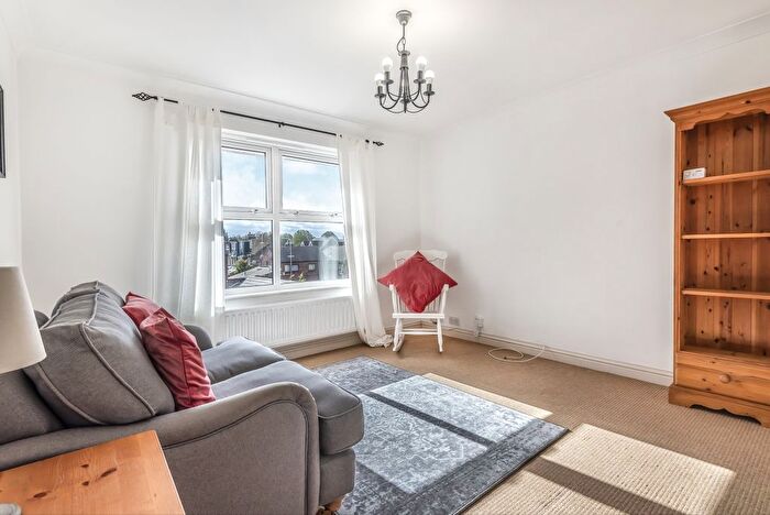 2 Bedroom Property To Rent In Kingston Road, Wimbledon, London, SW19