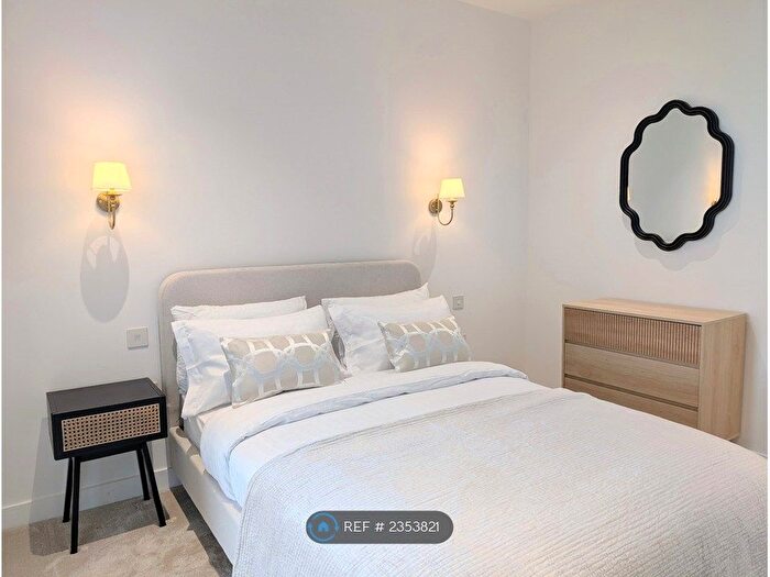 2 Bedroom Flat To Rent In Valencia Tower, London, EC1V