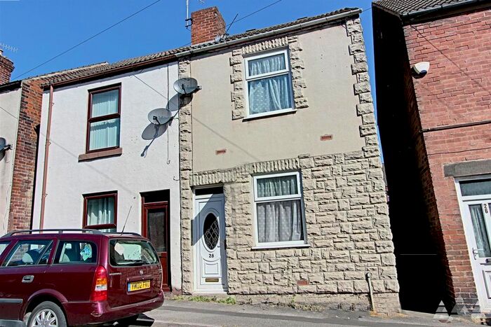 2 Bedroom Semi-Detached House To Rent In Nelson Street, Whittington Moor, Chesterfield, Derbyshire, S41