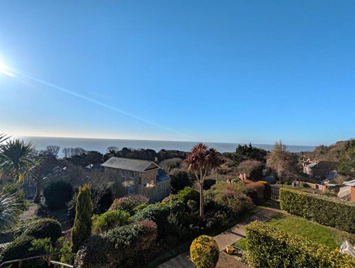 2 Bedroom Flat For Sale In Zig Zag Road, Ventnor, PO38