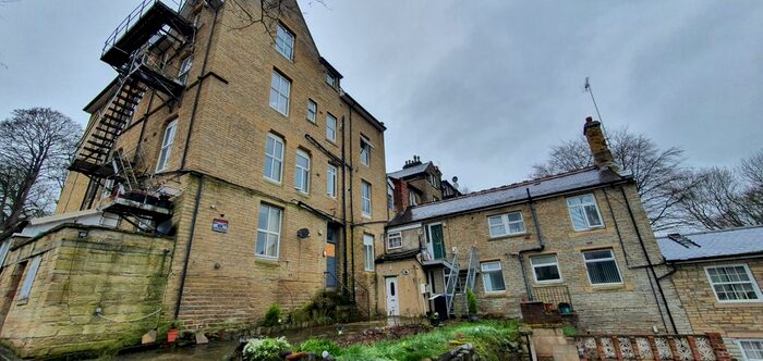 1 Bedroom Flat To Rent In Keighley Rd, Bradford, BD8