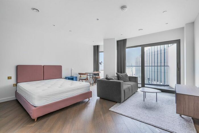 Studio To Rent In No., Upper Riverside, Cutter Lane, Greenwich Peninsula, SE10