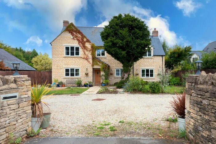 4 Bedroom Detached House For Sale In Coombe Cottage, Eynsham Road, Sutton, Witney, Oxfordshire, OX29