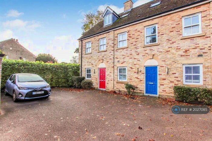 2 Bedroom Flat To Rent In Union Lane, Cambridge, CB4