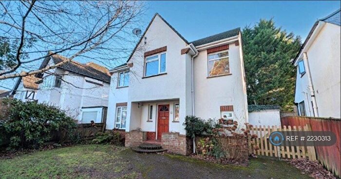 3 Bedroom Detached House To Rent In Birchwood Road, Poole, BH14