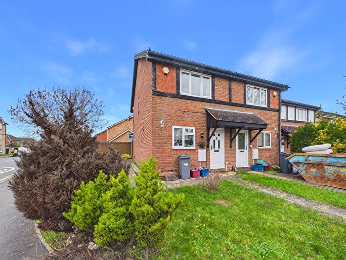 2 Bedroom End Terrace House For Sale In Trevithick Close, Feltham, TW14