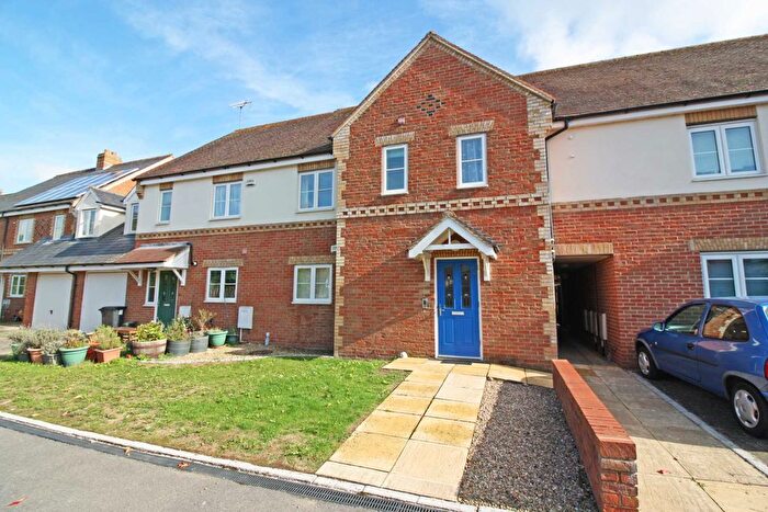 2 Bedroom Flat To Rent In Beehive Close, Cholsey, OX10