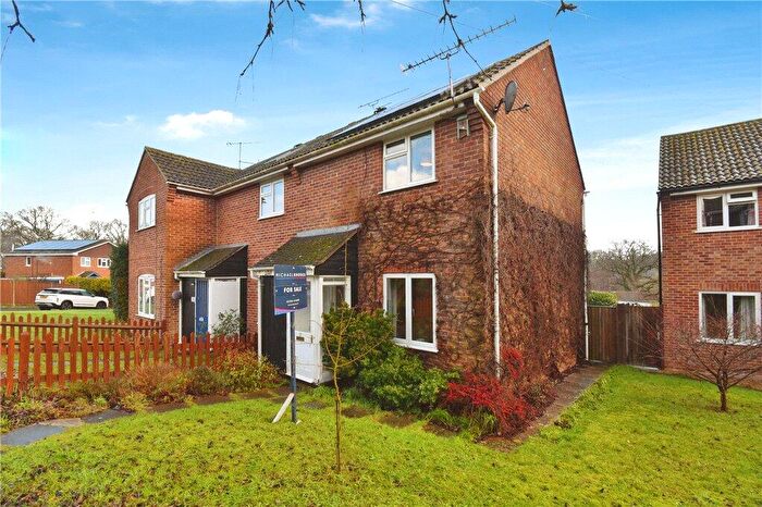 2 Bedroom End Of Terrace House For Sale In Dibben Walk, Romsey, Hampshire, SO51