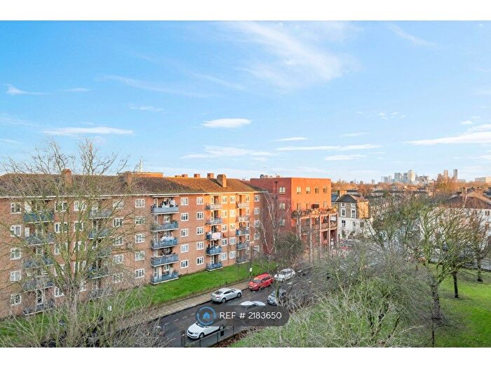 2 Bedroom Flat To Rent In Danby House, London, E9