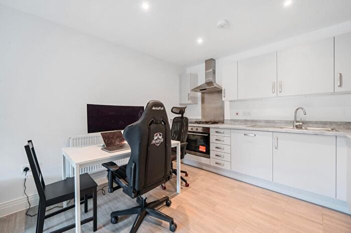 1 Bedroom Flat To Rent In Wantage, Vale Of White Horse, OX12