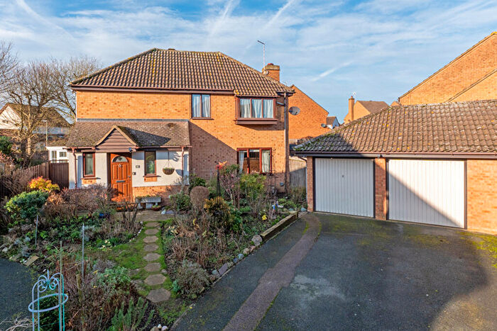 4 Bedroom Detached House For Sale In Dove Close, Bishop's Stortford, Hertfordshire, CM23