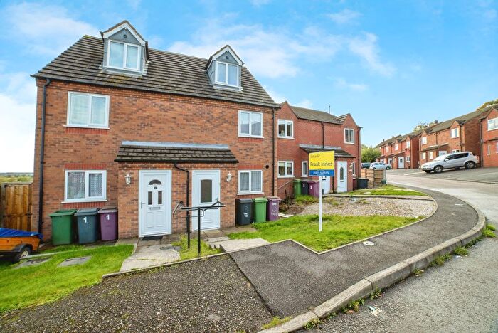 3 Bedroom Semi-Detached House For Sale In Haworth Close, Stretton, Alfreton, Derbyshire, DE55